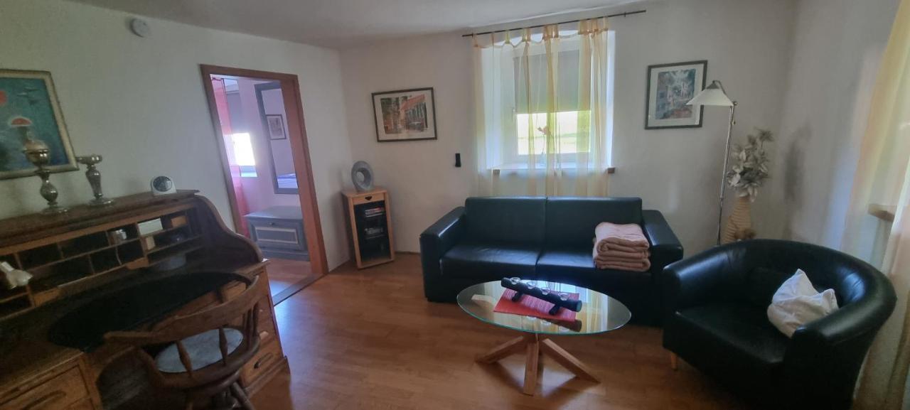 Paradies 2 Castellberg-Jakobsweg Apartment Döttingen Екстериор снимка